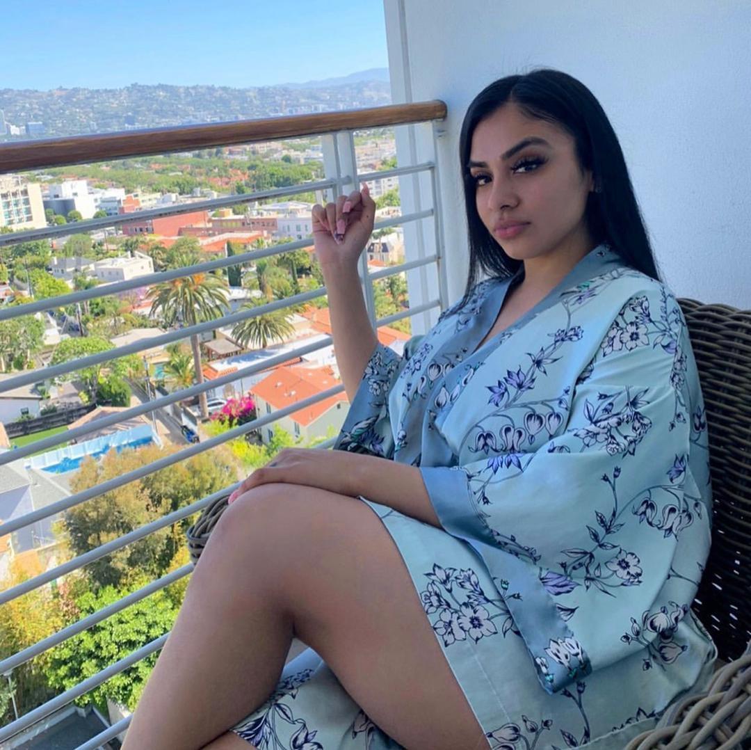 I am available for incall and outcalll service I am available for incall and outcalll service