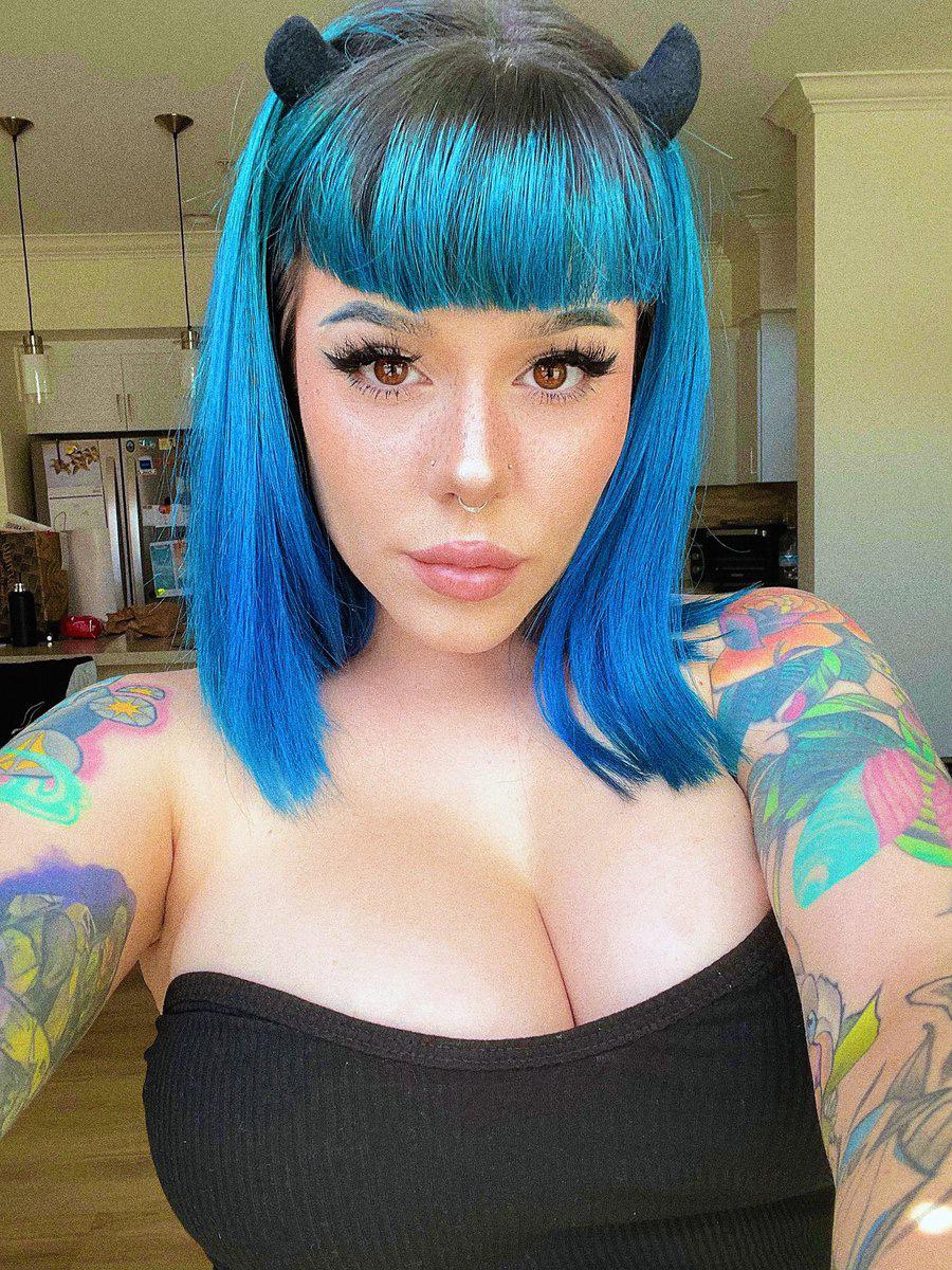 I’m available for both incall and outcall service I’m available for both incall and outcall service