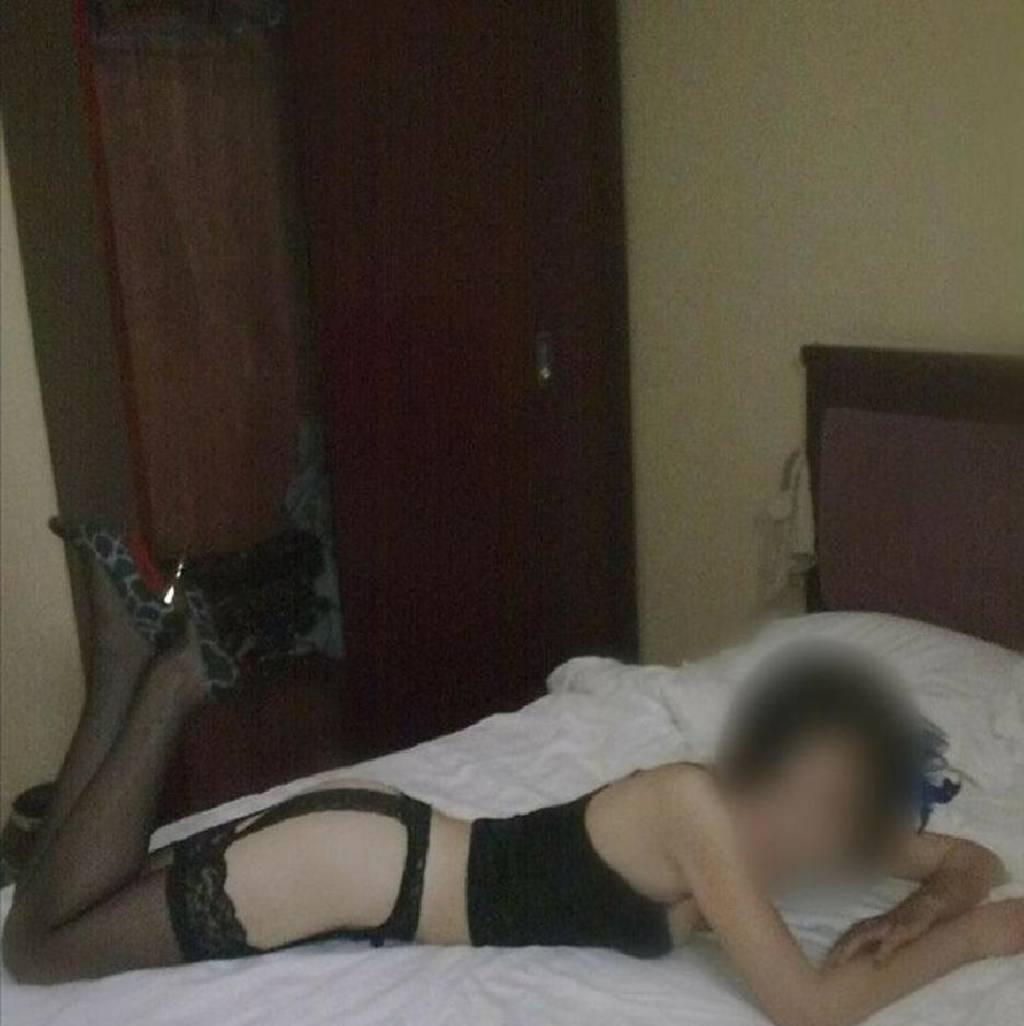 120 $hh new independent asian ivy 4days in hotel windsor 120 $hh new independent asian ivy 4days in hotel windsor
