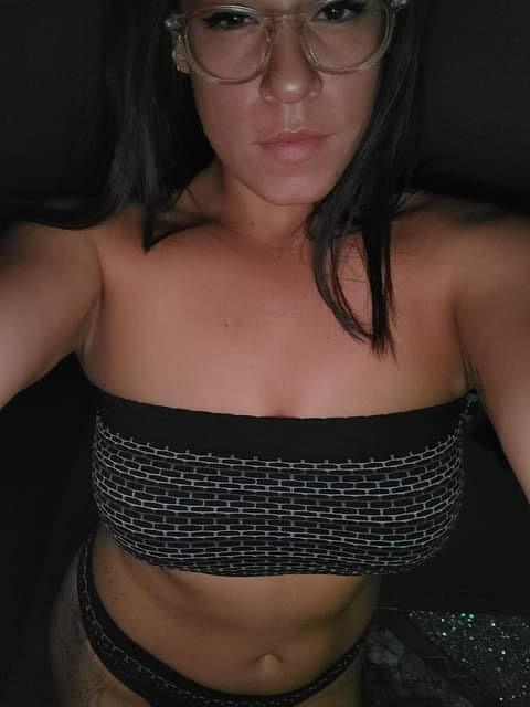 Sexy Curvy Latina. 💯Real 💯Natural. Drama Free Sexy Curvy Latina. 💯Real 💯Natural. Drama Free