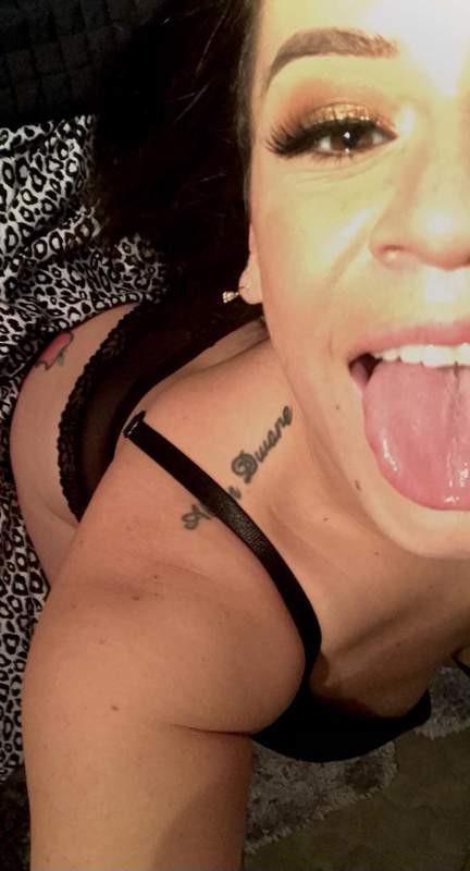 Sexy Curvy Latina. 💯Real 💯Natural. Drama Free Sexy Curvy Latina. 💯Real 💯Natural. Drama Free