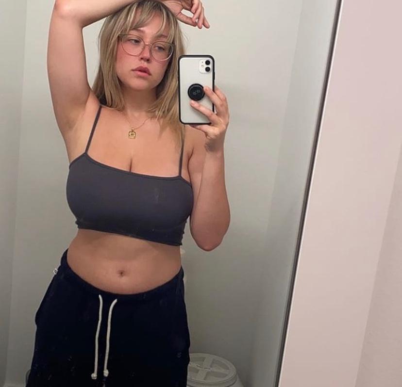 Are you stressed and need Some hot reliever? I’m a horny mature girl Are you stressed and need Some hot reliever? I’m a horny mature girl