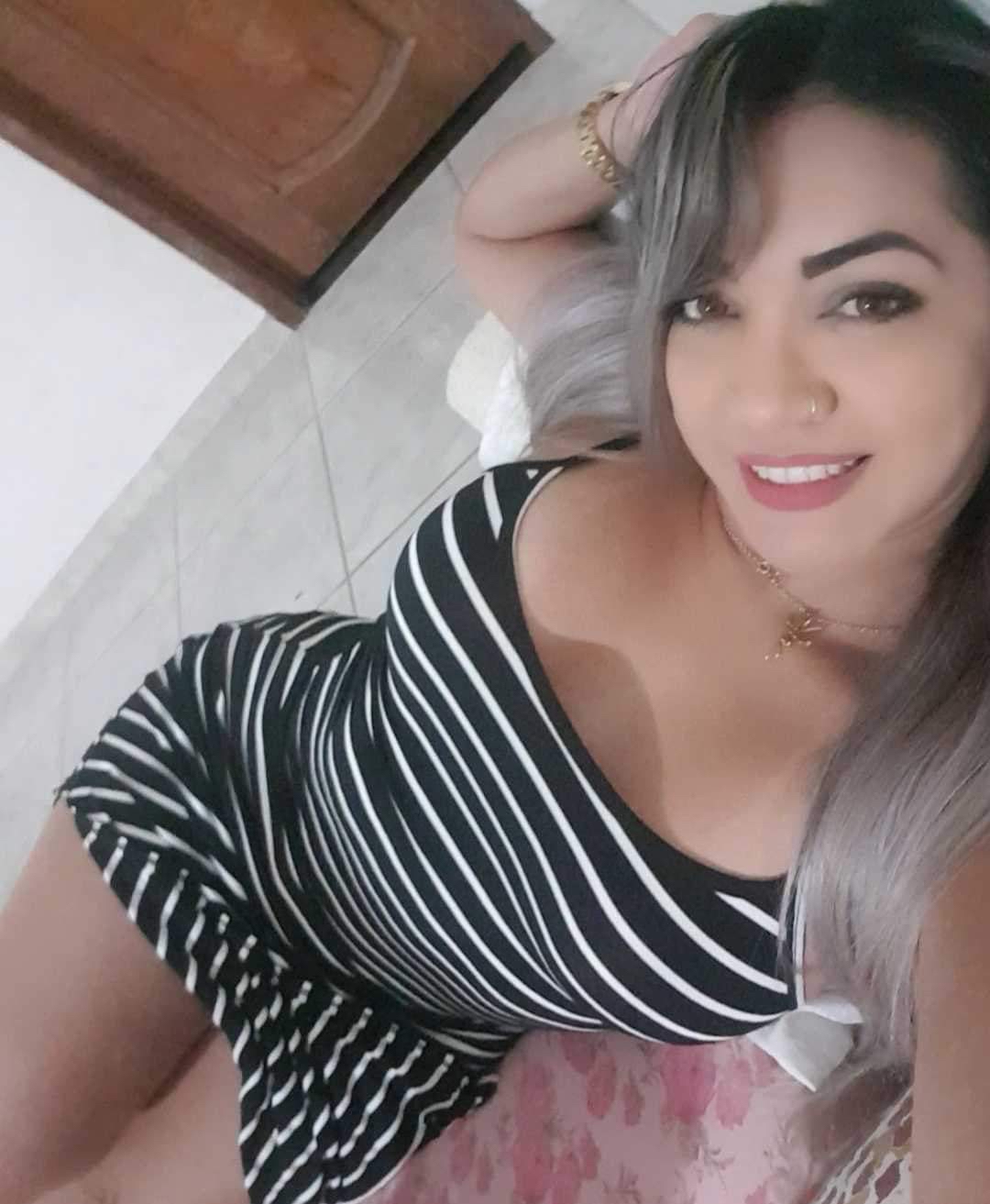 Horny and ready to fuck Horny and ready to fuck
