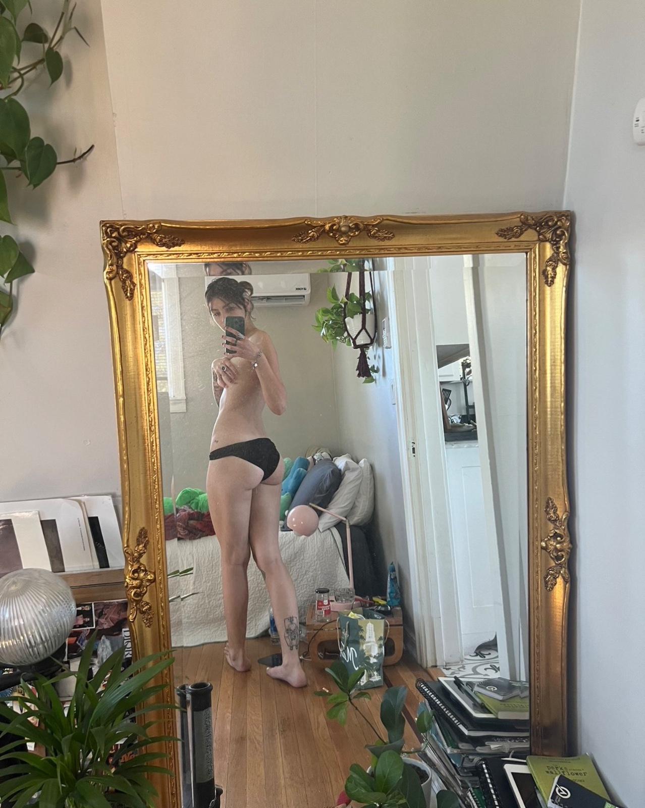 Text me 3342034235 or hmu on Snapchat@clara_qbella Text me 3342034235 or hmu on Snapchat@clara_qbella