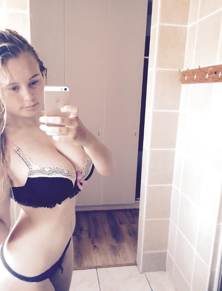 π
Wet juicy pussy available for hookup π
 π
Wet juicy pussy available for hookup π