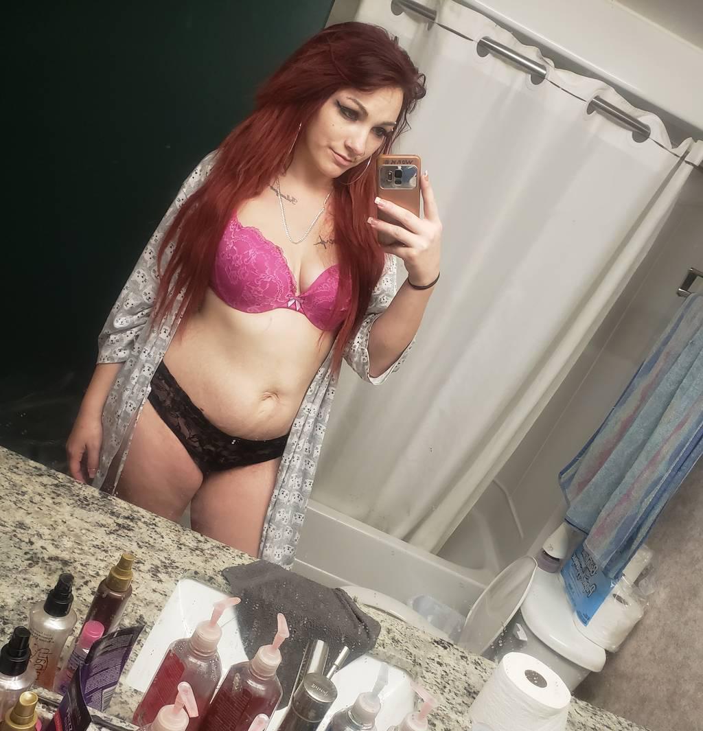 SEXY RED HEAD WANTS TO GIVE YOU THE TIME OF YOUR LIFE SEXY RED HEAD WANTS TO GIVE YOU THE TIME OF YOUR LIFE