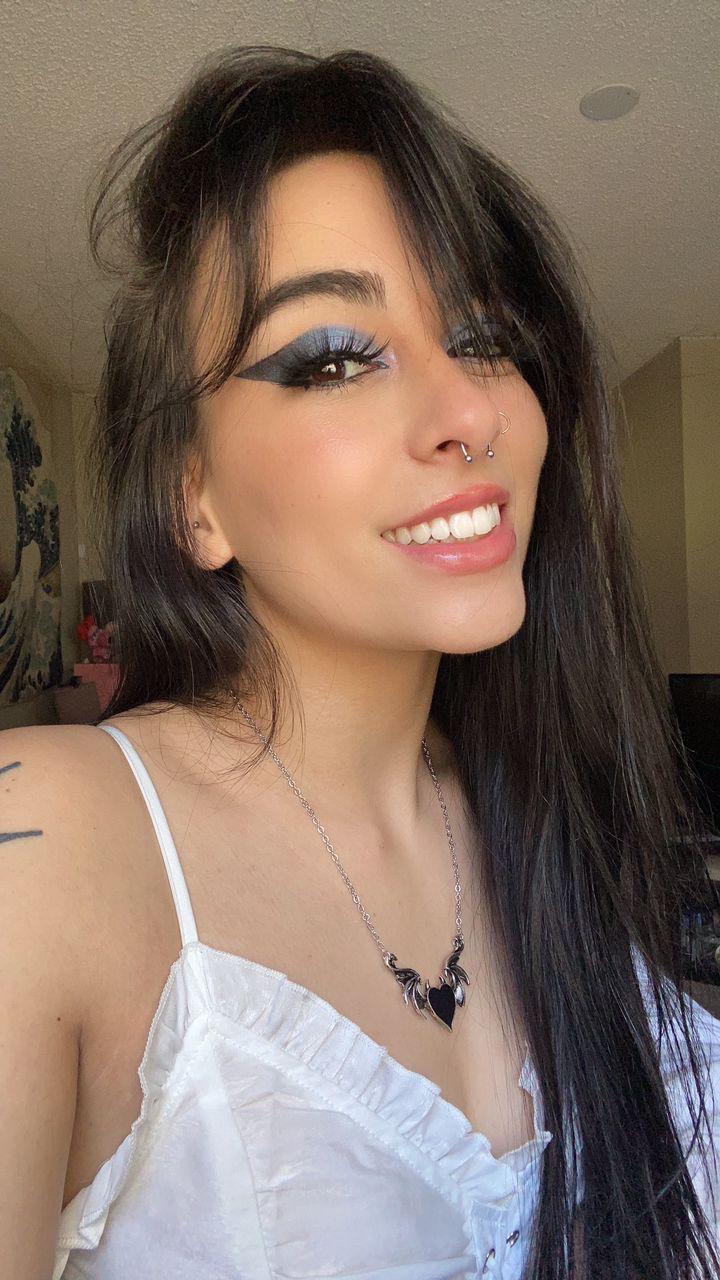 Sexy and nasty girl down for fun Sexy and nasty girl down for fun