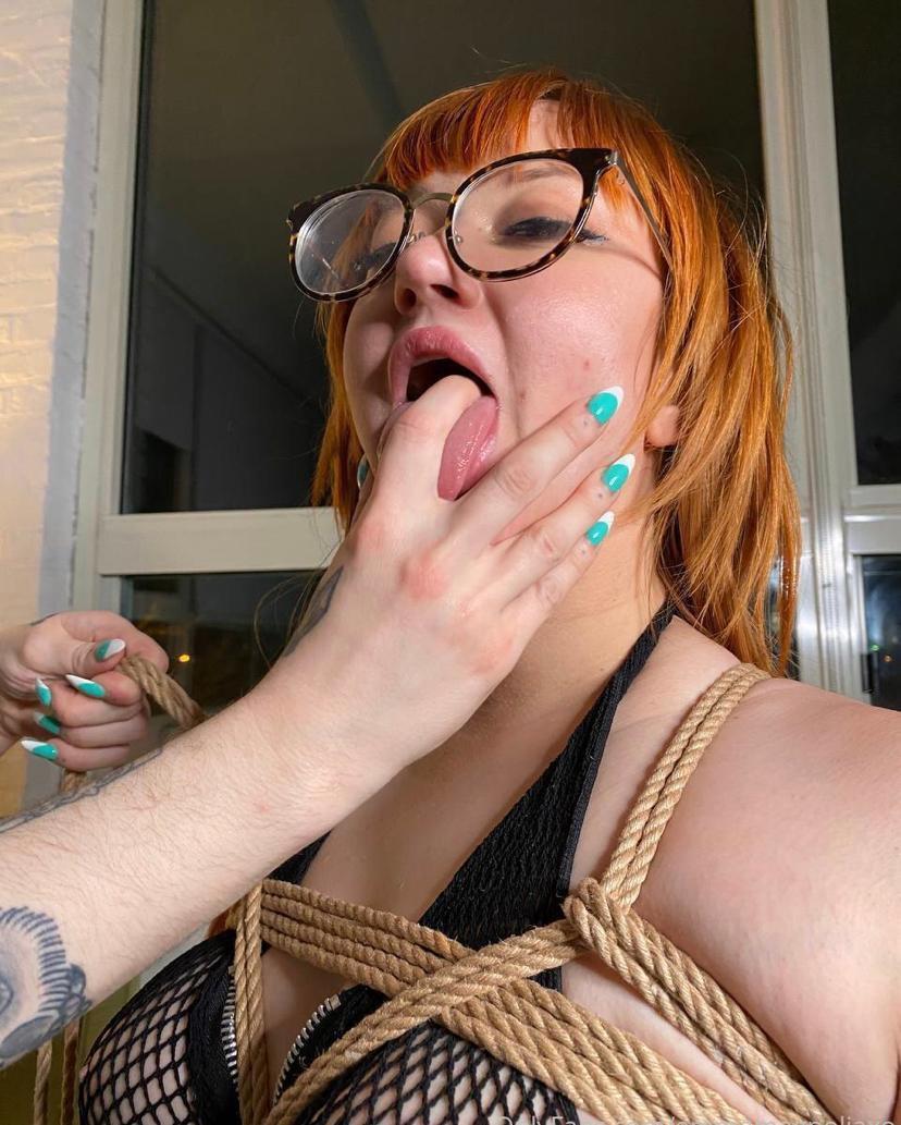 Anal🍆 Rimjob💋 Blowjob👅👅 69💕💕 Cum swallowing 💦 Role play👧🏻 Anal🍆 Rimjob💋 Blowjob👅👅 69💕💕 Cum swallowing 💦 Role play👧🏻