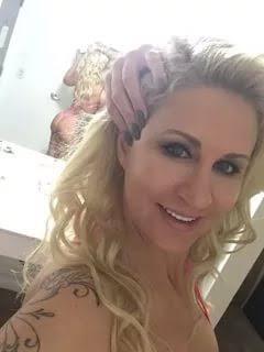 Are you stressed and need Some hot reliever? I’m a horny mature girl, I love squ Are you stressed and need Some hot reliever? I’m a horny mature girl, I love squ
