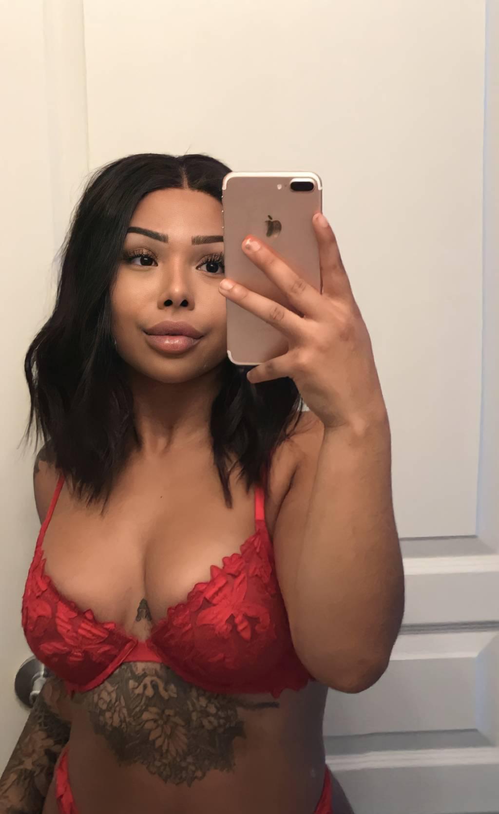 Thick mixed beautys last night in town cum play Thick mixed beautys last night in town cum play