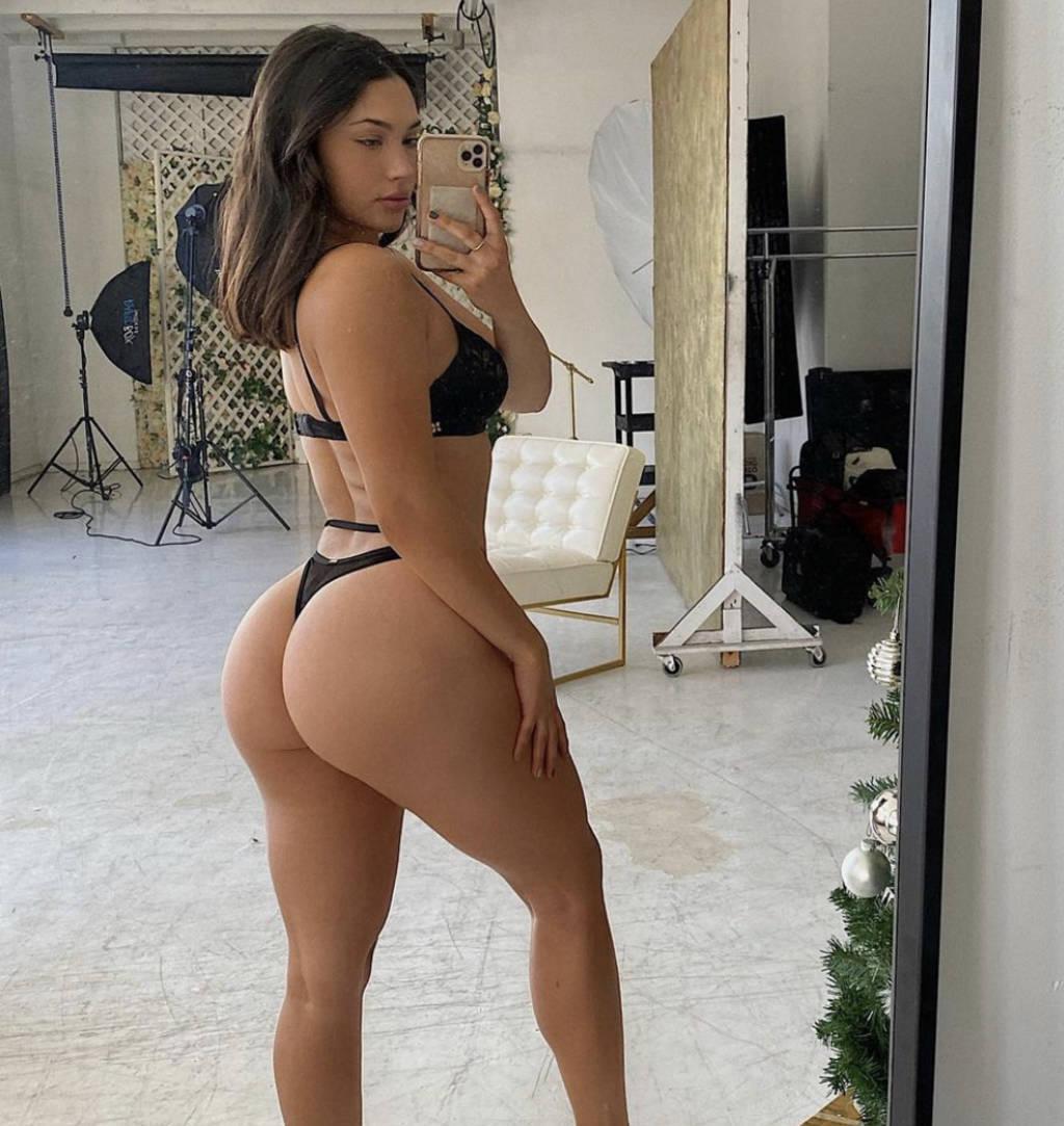 Hot Latina model juicy Availablelet’s play Hot Latina model juicy Availablelet’s play