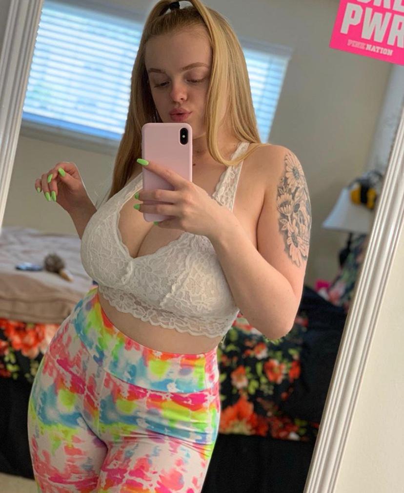 Escort ready for hook up Escort ready for hook up