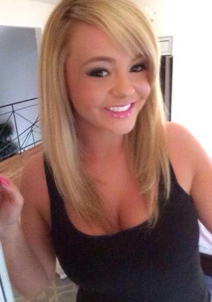 I AM AVAILABLE BOTH INCALL AND OUTCALL I AM AVAILABLE BOTH INCALL AND OUTCALL