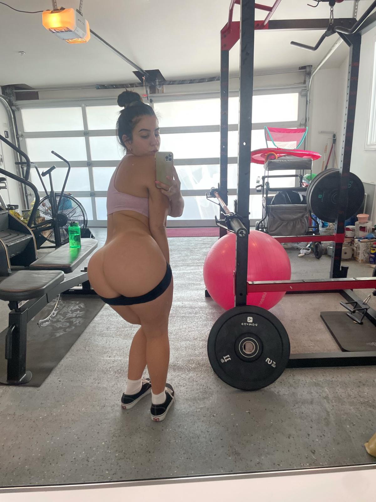 CERTIFIED PREMIUM FEMALE ESCORT AVAILABLE !!! CERTIFIED PREMIUM FEMALE ESCORT AVAILABLE !!!