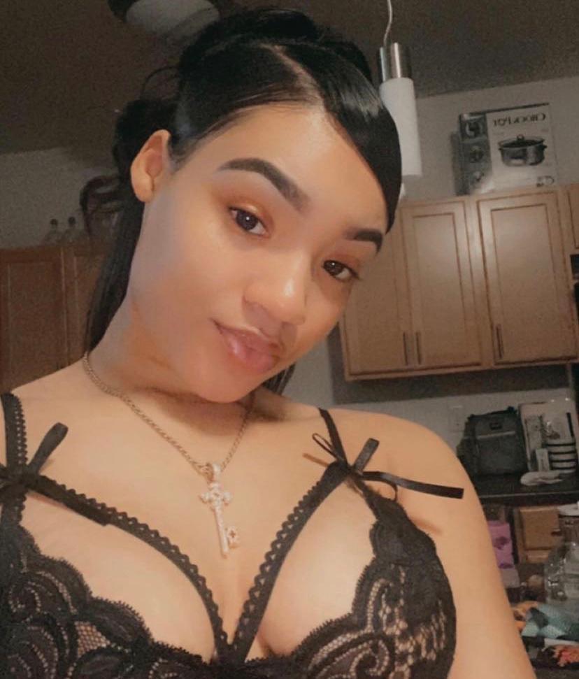 I’m available for fun 🤩 both incall and outcall service💯 I’m available for fun 🤩 both incall and outcall service💯