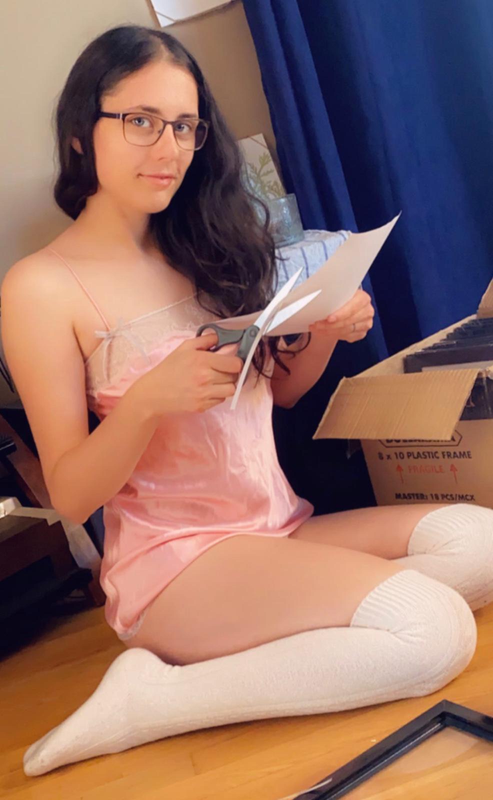 I'M AVAILABLE FOR BOTH INCALL AND OUTCALL SERVICE I'M AVAILABLE FOR BOTH INCALL AND OUTCALL SERVICE
