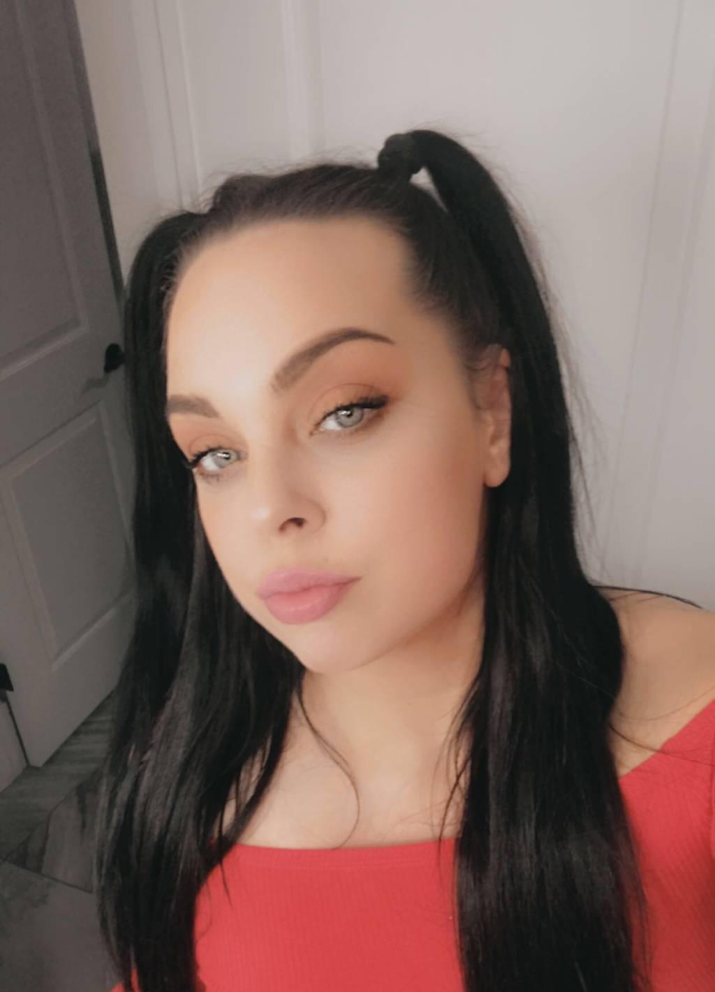 TINY kitty ! SPECIAL 140 xx incall my home 100% real deal TINY kitty ! SPECIAL 140 xx incall my home 100% real deal