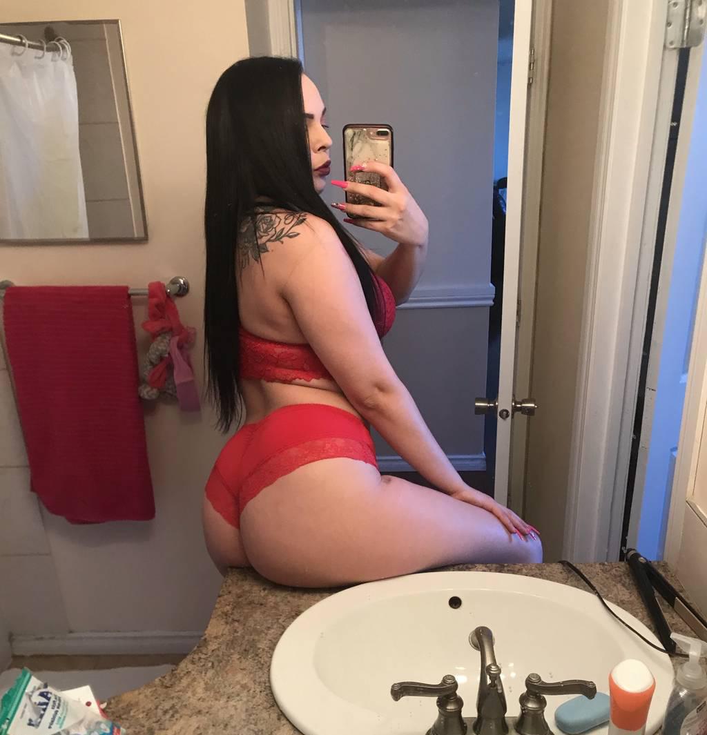 TINY kitty ! SPECIAL 140 xx incall my home 100% real deal TINY kitty ! SPECIAL 140 xx incall my home 100% real deal