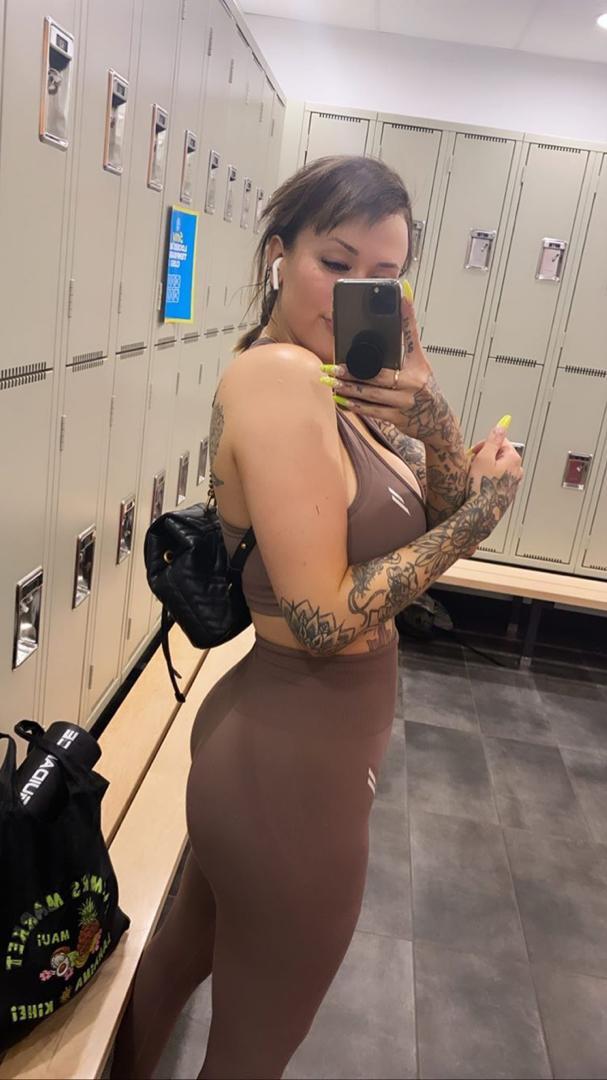 DOWN FOR HOOK UP 🥰🥰🥰 DOWN FOR HOOK UP 🥰🥰🥰