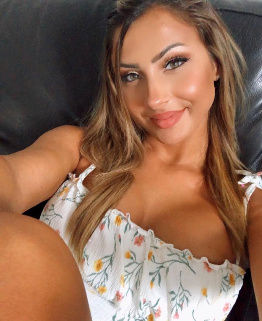 I'm available for hook up with mature man only I'm available for hook up with mature man only