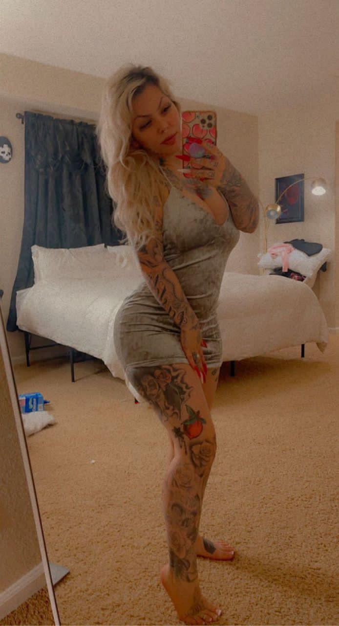 Available for hook up π¦π¦ππ¦π€© Available for hook up π¦π¦ππ¦π€©