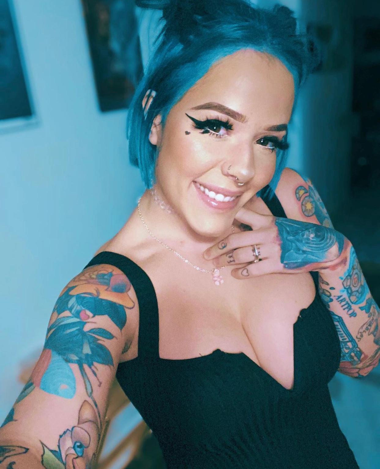 π
Iβm available for hookup text me 3014943163 π
Iβm available for hookup text me 3014943163