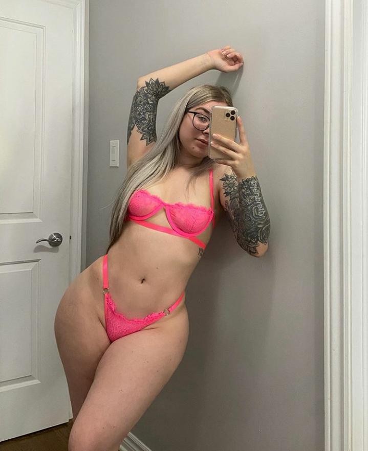 Real and ready now, naughty fun and sex hookup text me 8303284681 Real and ready now, naughty fun and sex hookup text me 8303284681