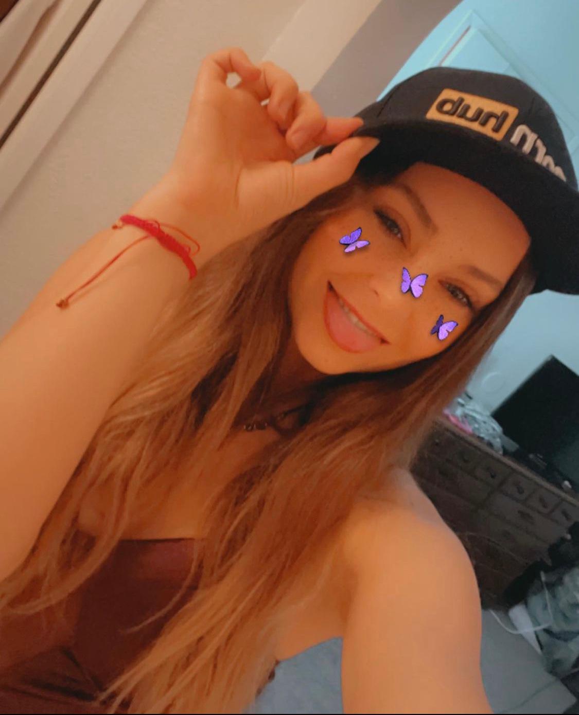 I’m available for hook up dm now outcall incall car fun and park pleasure I’m available for hook up dm now outcall incall car fun and park pleasure