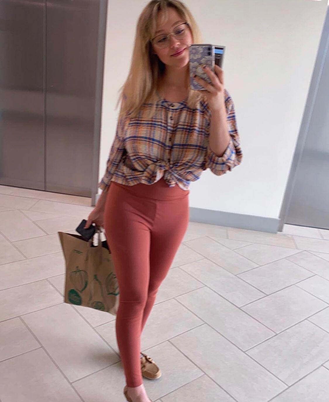 I’m an escort , always down for fun, I got my rates for fun, let me know if you’ I’m an escort , always down for fun, I got my rates for fun, let me know if you’