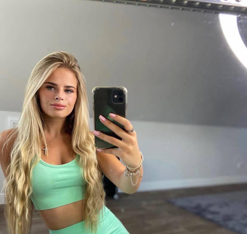 ⓝⓐⓤⓖⓗⓣⓨ♡♡🅢🅘🅢🅣🅔🅡🅢♡♡ ⓝⓐⓤⓖⓗⓣⓨ♡♡🅢🅘🅢🅣🅔🅡🅢♡♡