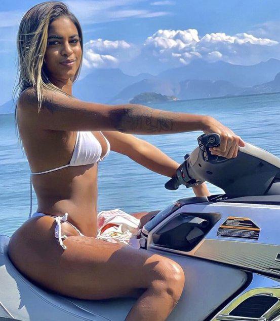 Sexy and Nasty lady available for hookup Sexy and Nasty lady available for hookup