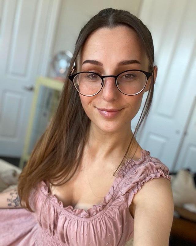 Hey 👋 I’m Doris 💕💕available for hookups just a text away. Hey 👋 I’m Doris 💕💕available for hookups just a text away.