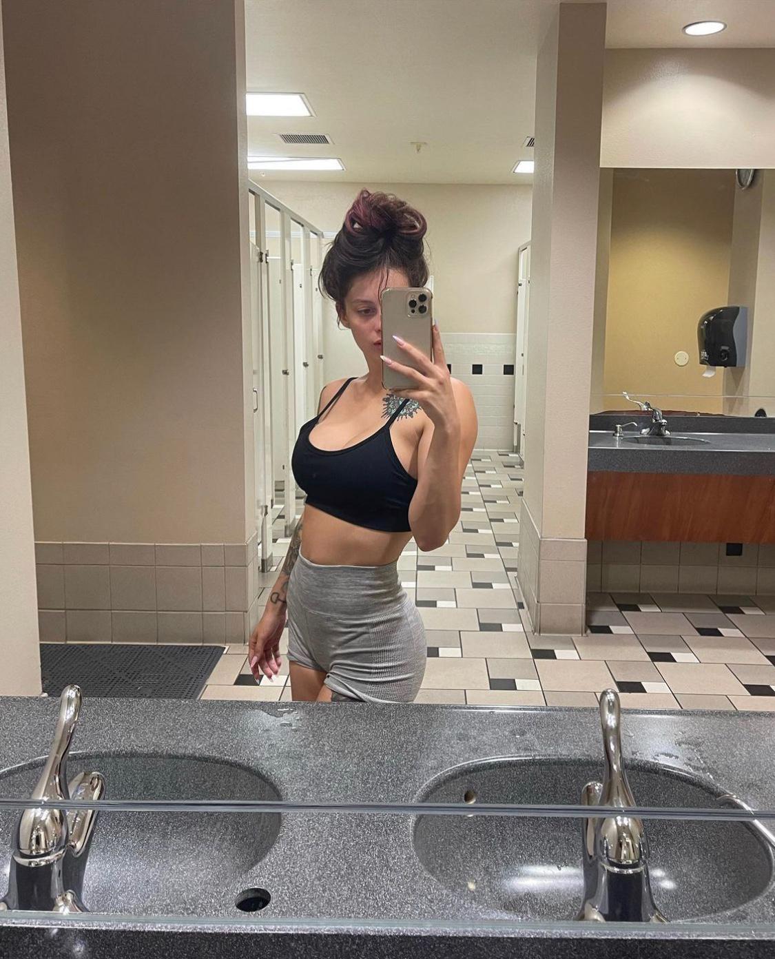 I’m Paisley, I’m available for HOOKUP 💦 and discreet fun I’m Paisley, I’m available for HOOKUP 💦 and discreet fun