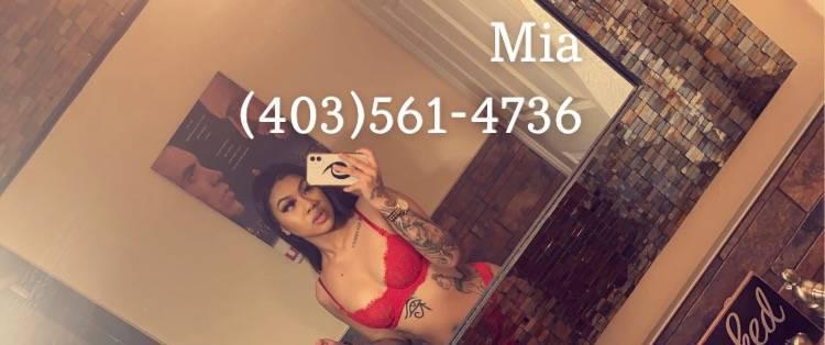 Downtown Calgary - Mia ♡ $100SNS 403.561.4736 Downtown Calgary - Mia ♡ $100SNS 403.561.4736