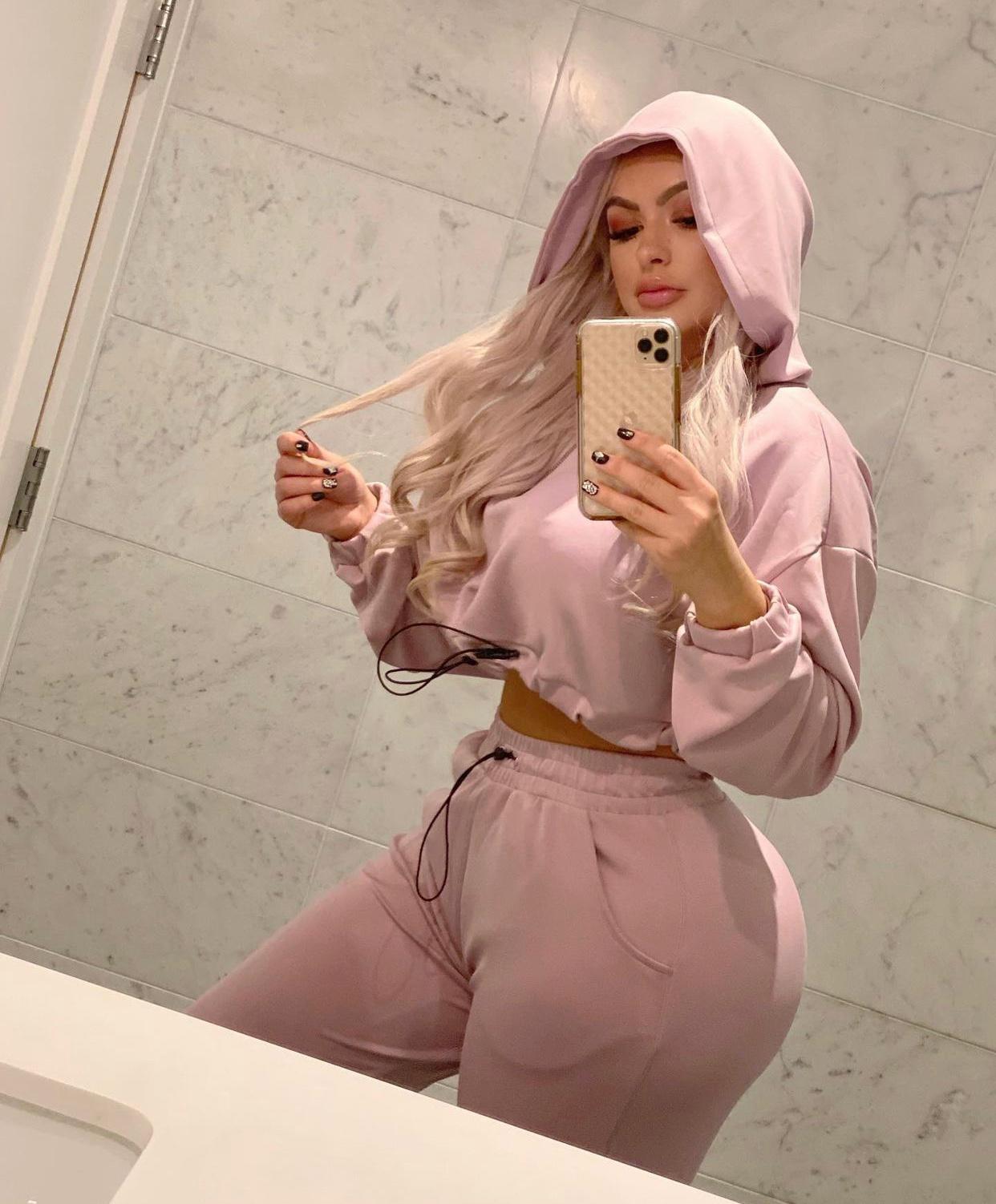 Real and ready now, naughty fun and sex hookup text me 8303284681 Real and ready now, naughty fun and sex hookup text me 8303284681