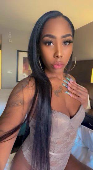 π Let me be your favorite π₯°π₯°ππ π Let me be your favorite π₯°π₯°ππ