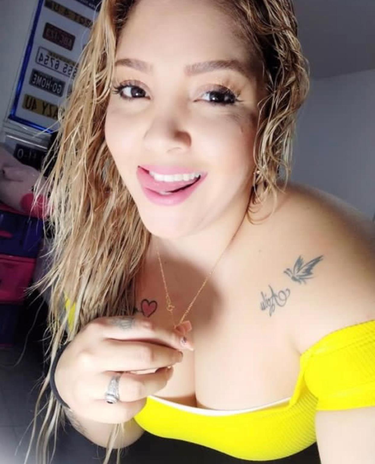 I’m available for hookup I’m independent And a professional hooker I’m available for hookup I’m independent And a professional hooker
