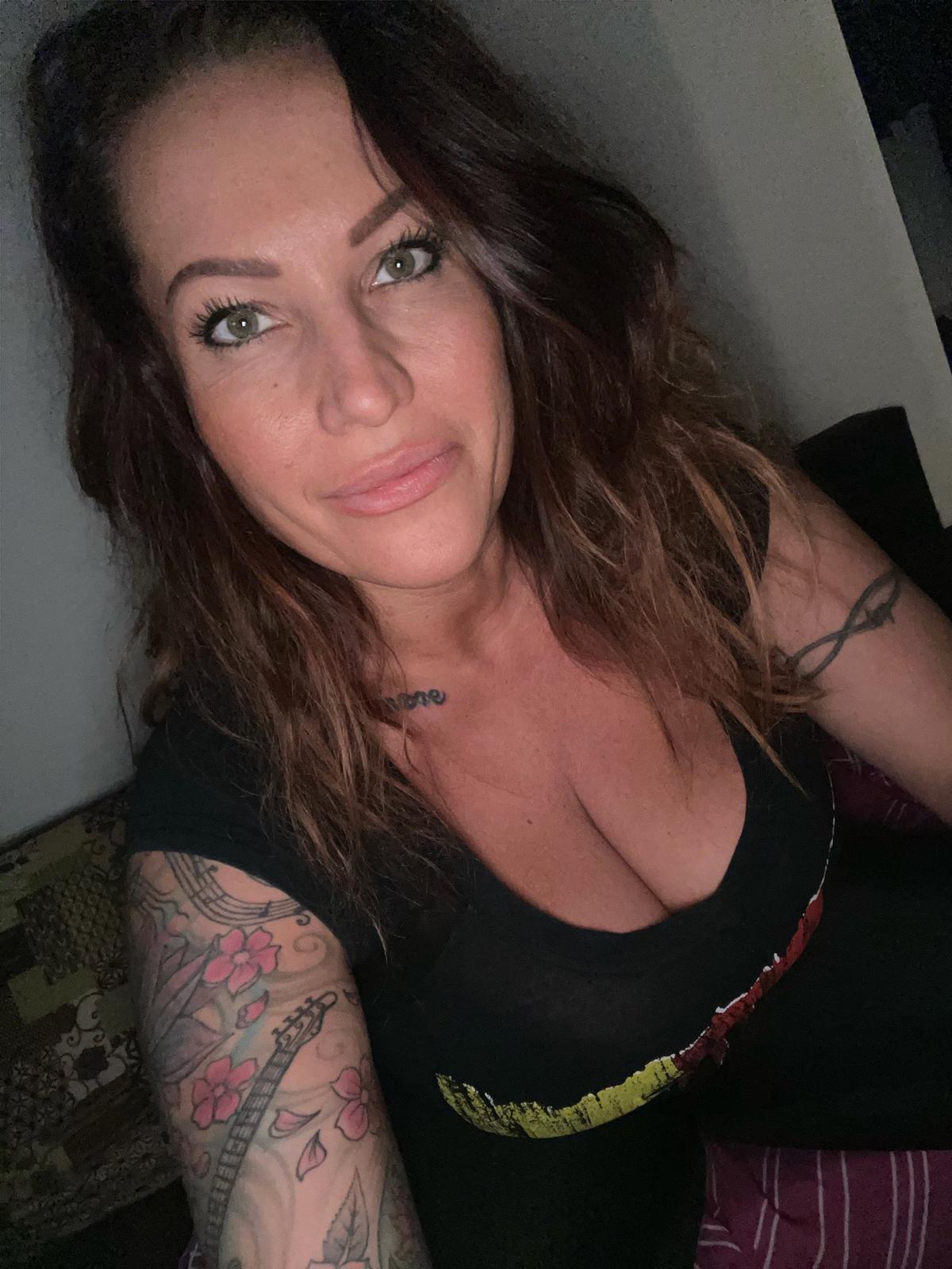 Available for hookup Available for hookup