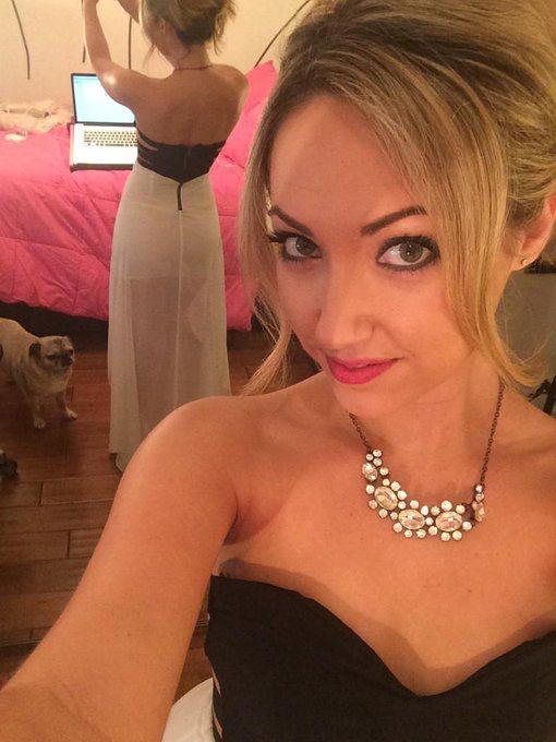 Escort available now Escort available now