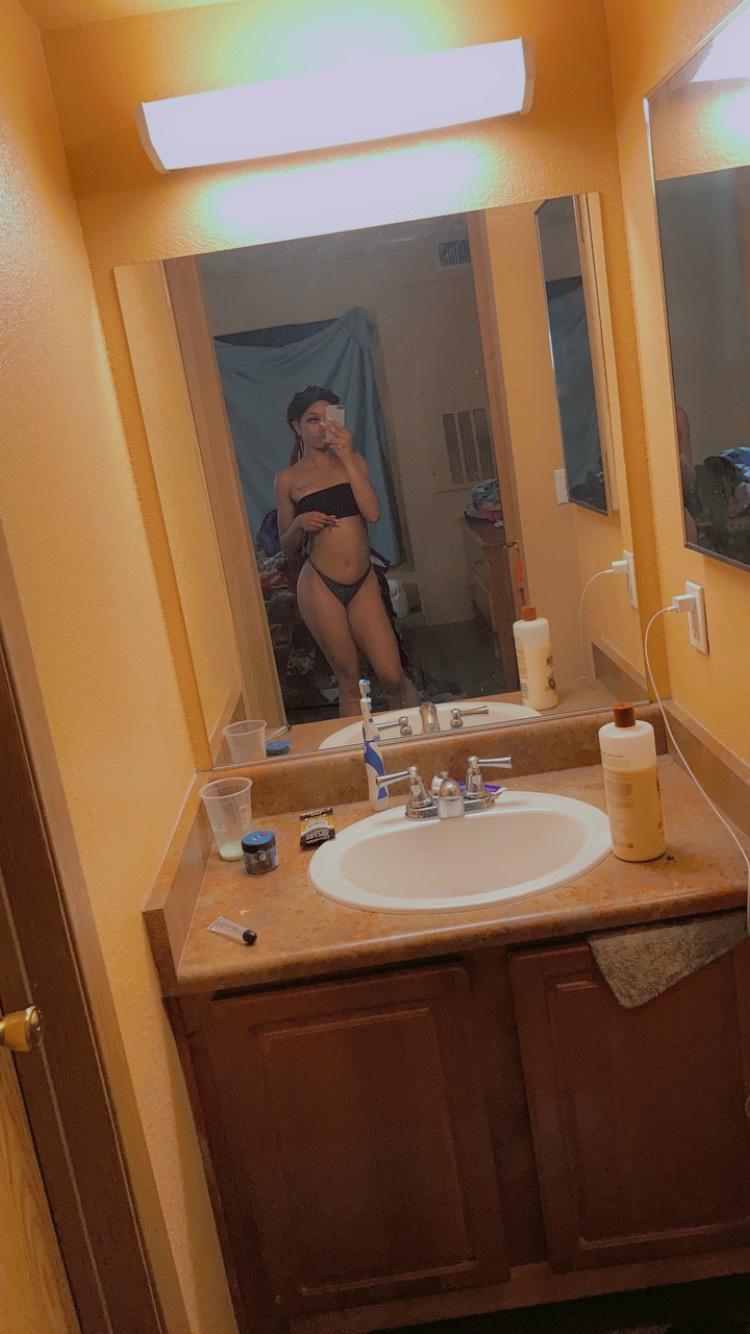 Slim Thick Pretty Face Slim Thick Pretty Face