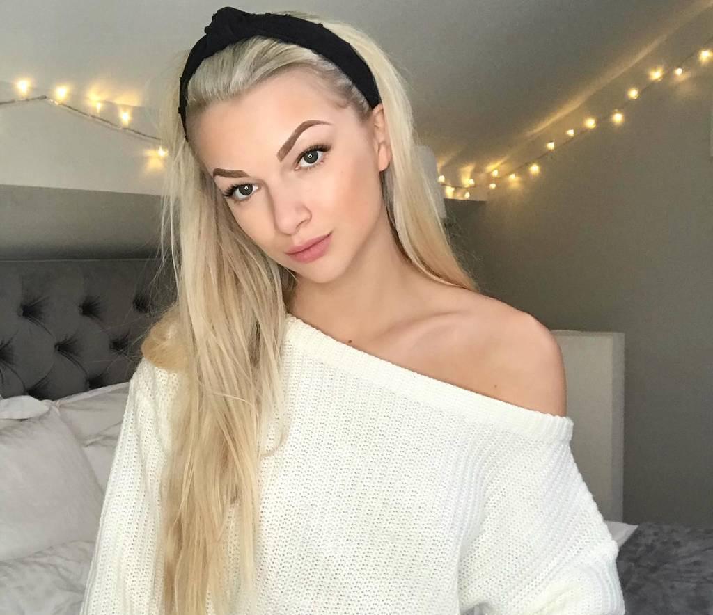 Cute but nasty, give it how you like it. Roleplay,anal,group Cute but nasty, give it how you like it. Roleplay,anal,group