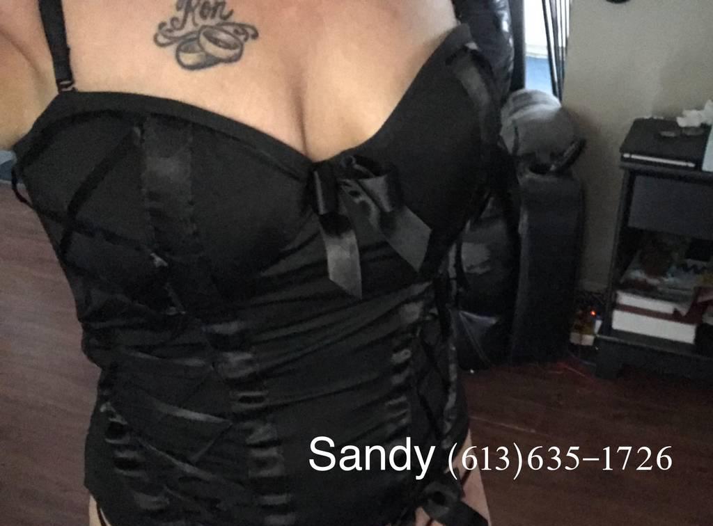 INCALL GOLDEN LAKE ON..HIGHWAY #60; 2 HRS WEST OF OTTAWA INCALL GOLDEN LAKE ON..HIGHWAY #60; 2 HRS WEST OF OTTAWA