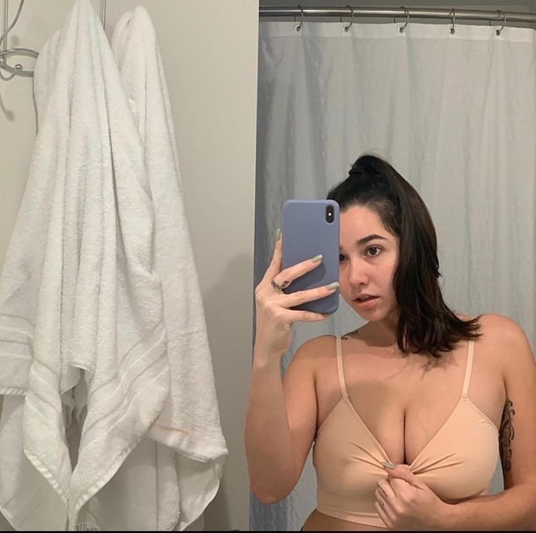 Available for Hookup Let,s play? HMU on snap: Jay_amanda2021 or text me on 93125 Available for Hookup Let,s play? HMU on snap: Jay_amanda2021 or text me on 93125
