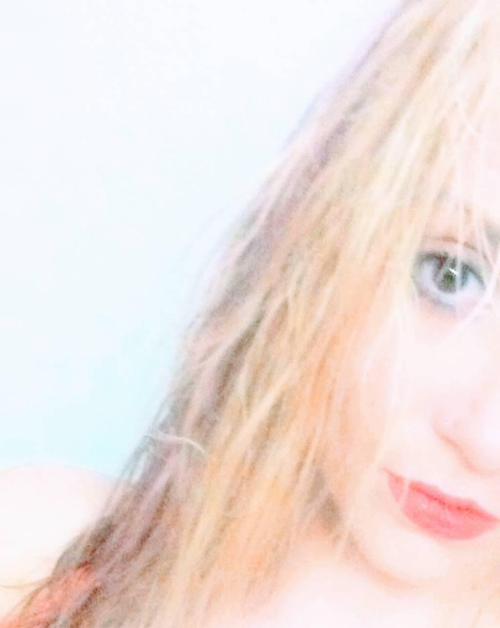 Destiny Markson......outcall tonight xoxo let's get weird Destiny Markson......outcall tonight xoxo let's get weird