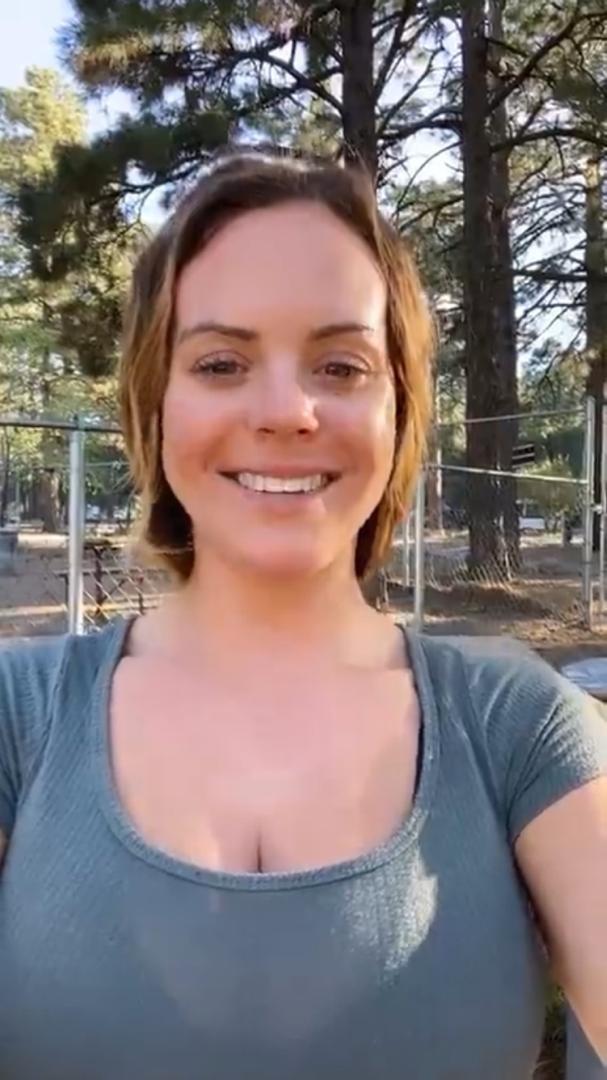 i'm here to please your sex urge.... i'm here to please your sex urge....