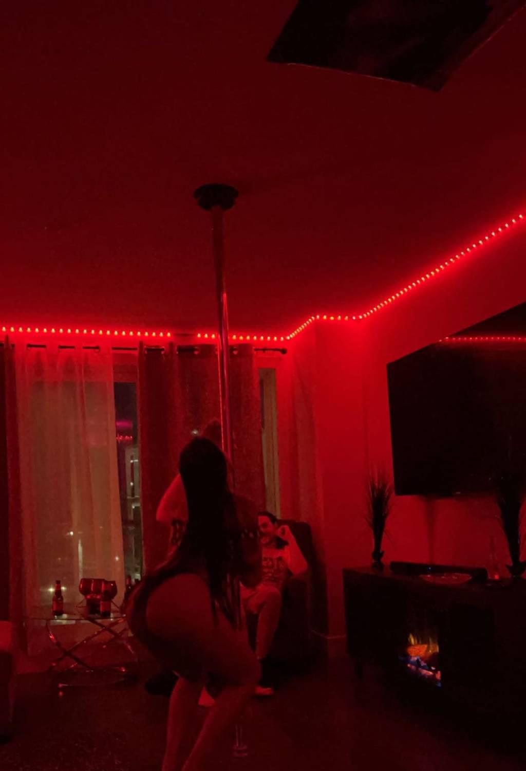 Exotic Dancers  must come see !! Exotic Dancers  must come see !!