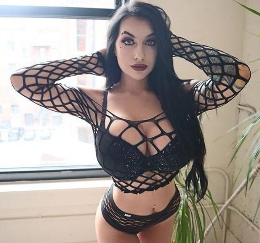 I Come to Your Place! House, Apartment, or Hotel! Call or Text Me! I Come to Your Place! House, Apartment, or Hotel! Call or Text Me!