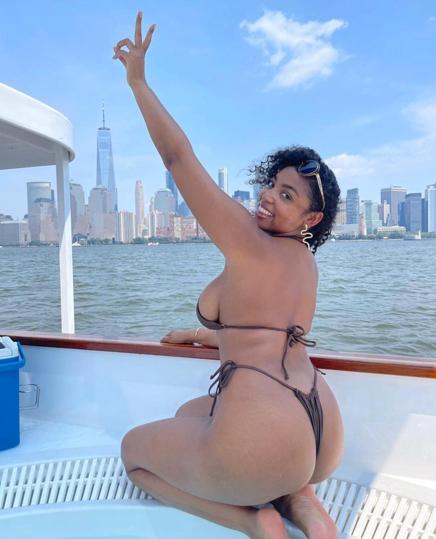 I’m a naughty escort available for the following deals both in call and out call I’m a naughty escort available for the following deals both in call and out call