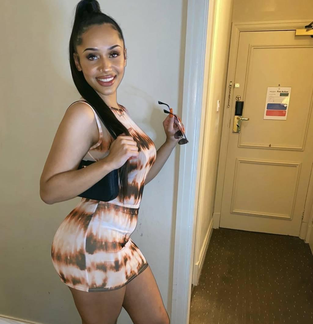 Pretty Pretty Party Girl Pretty Pretty Party Girl