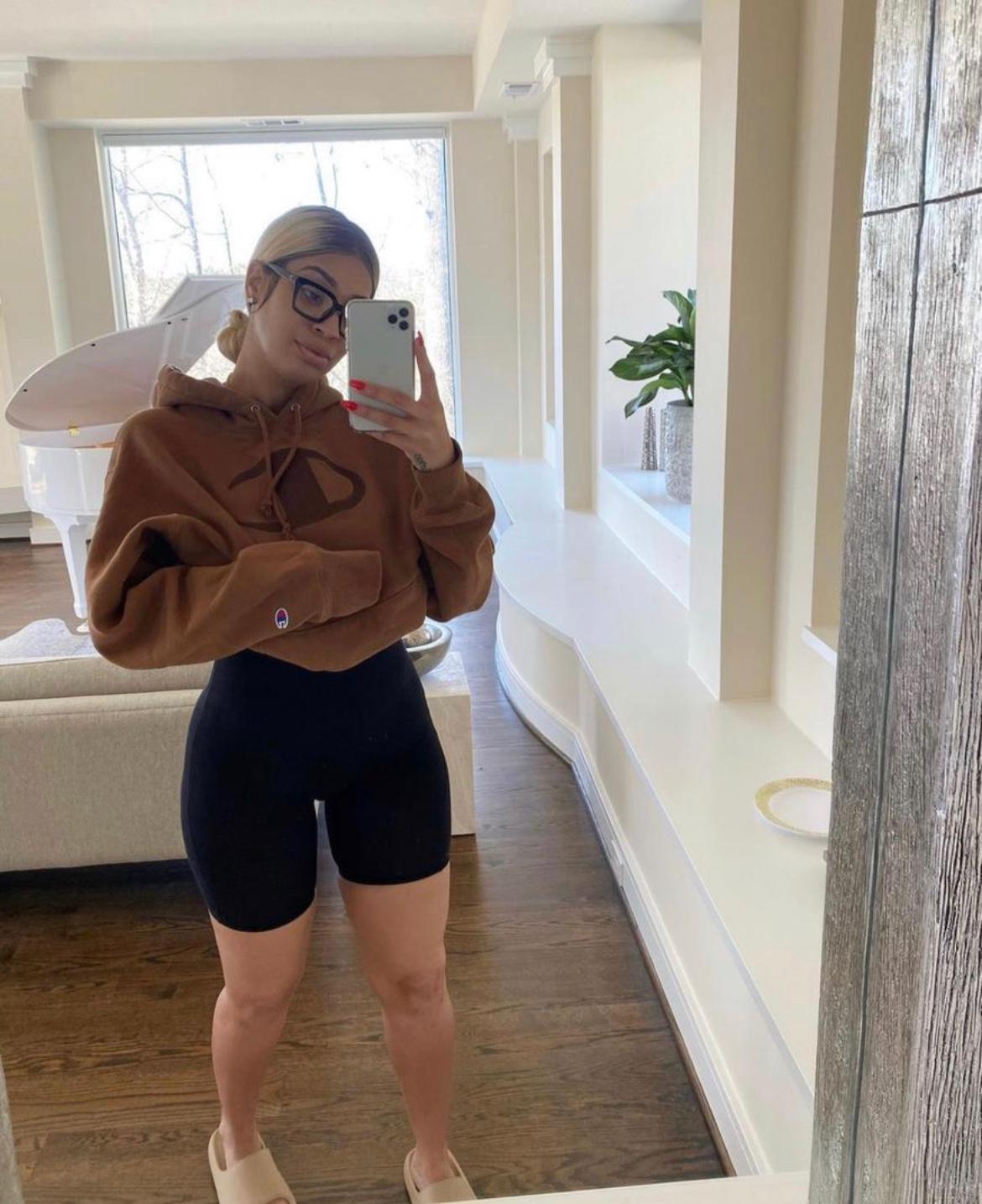 Come have fun with the mist sexiest girl in Tom with zero games Come have fun with the mist sexiest girl in Tom with zero games